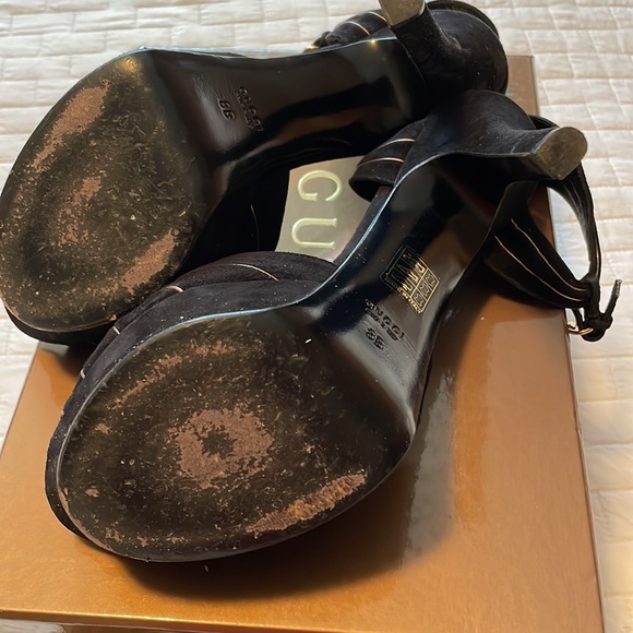 Gucci Authentic shoes, size 8 - Picture 3 of 7